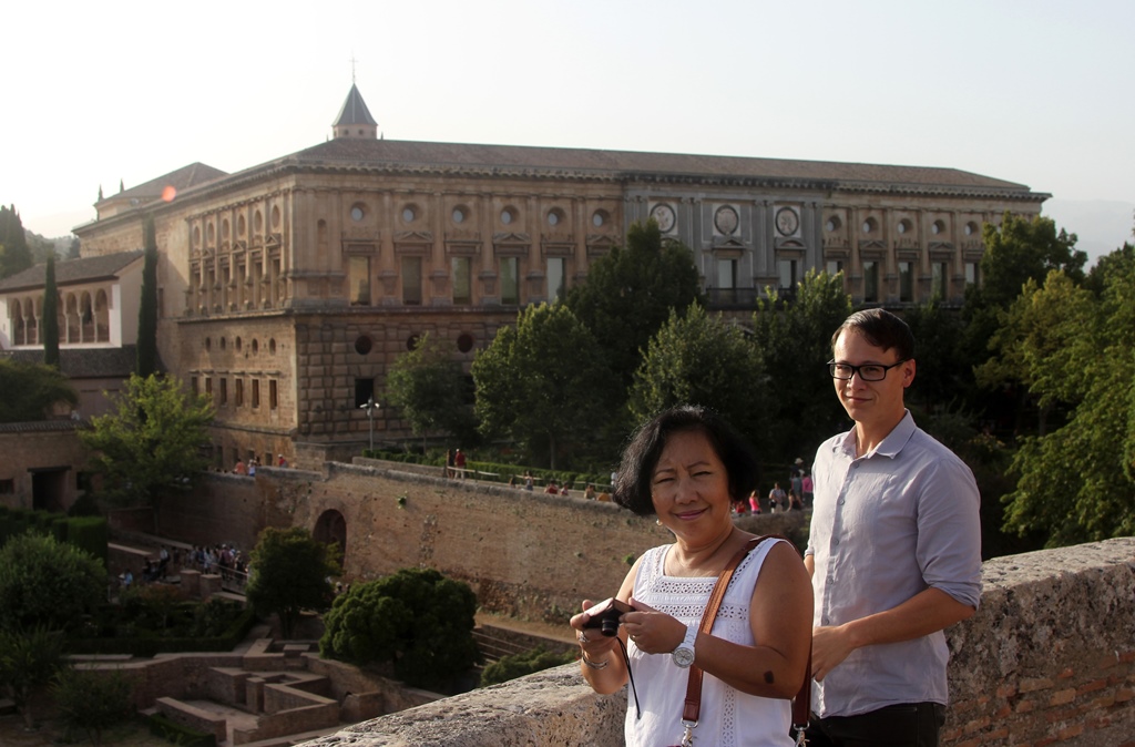 Nella and Philip and Palace of Charles V